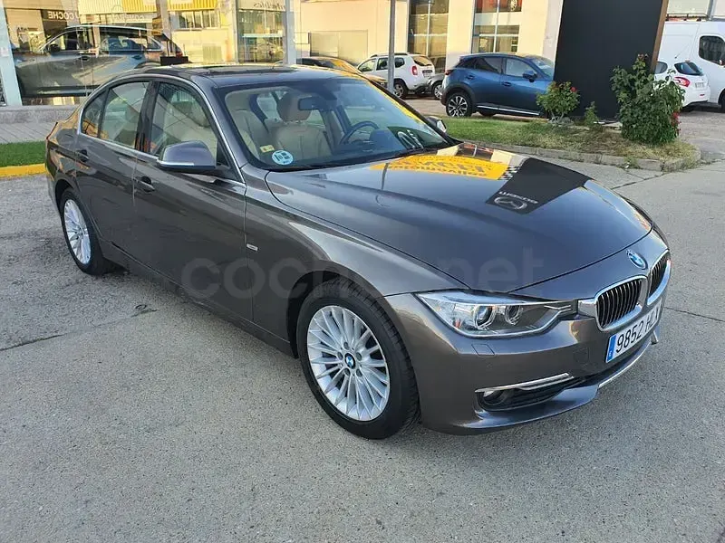 Usado BMW 320 Luxury Line 184 CV (135 kW) 2012 Beige Berlina