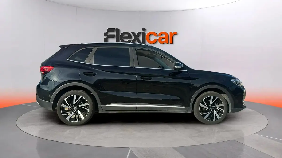 Usado MG ZS Luxury 197 CV (144 kW) 2025 Negro SUV
