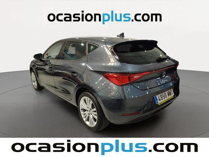 Używany Seat Leon Style 150 KM (110 kW) 2024 Szary Hatchback