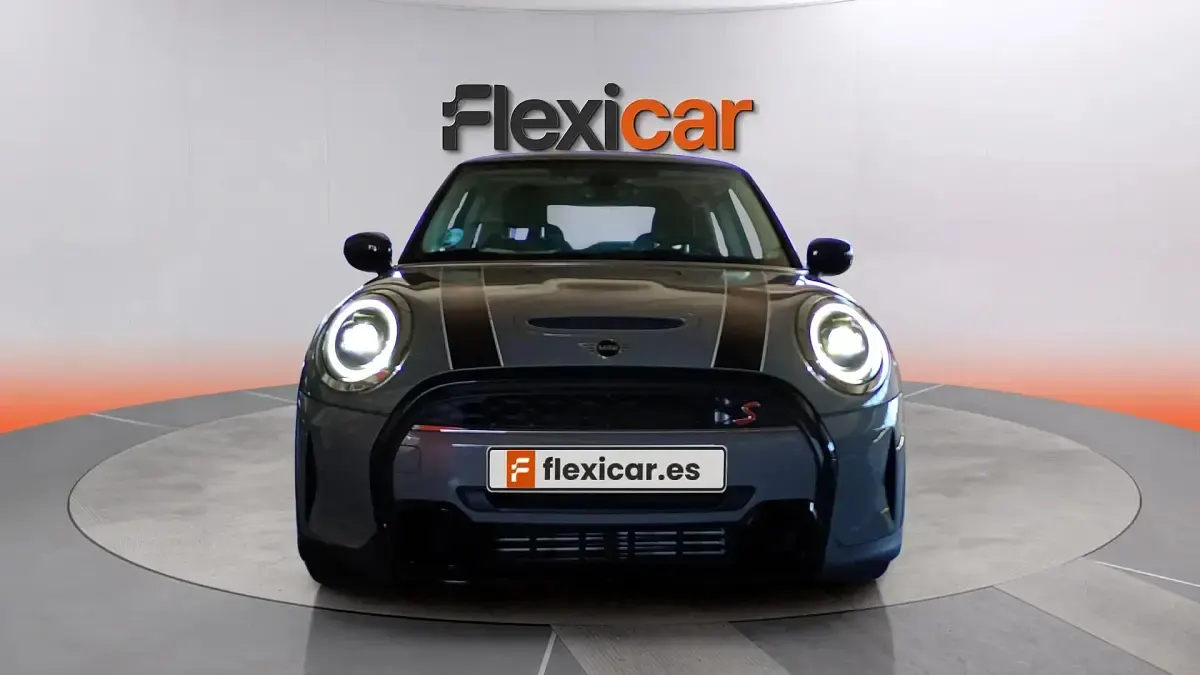 Usado Mini Cooper S 178 CV (130 kW) 2022 Gris Utilitario
