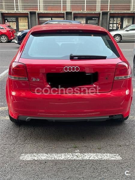 Rojo Usado 2006 Audi A3 Ambition Berlina | 6300 € (Precio justo) - Imagen 1/1