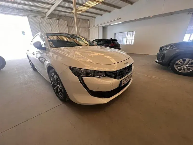 Usado Peugeot 508 Allure 130 CV (95 kW) 2021 Blanco Berlina