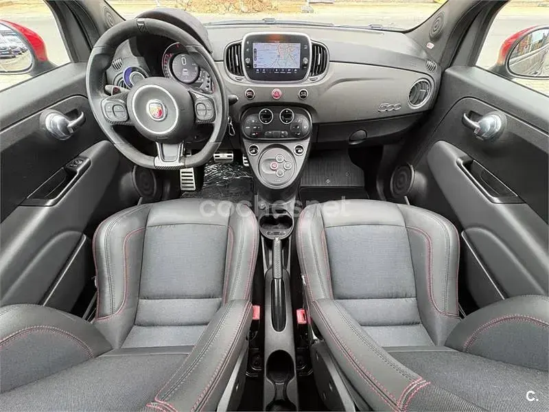 Usado Abarth 595 Esseesse 180 CV (132 kW) 2021 Gris / plata Berlina