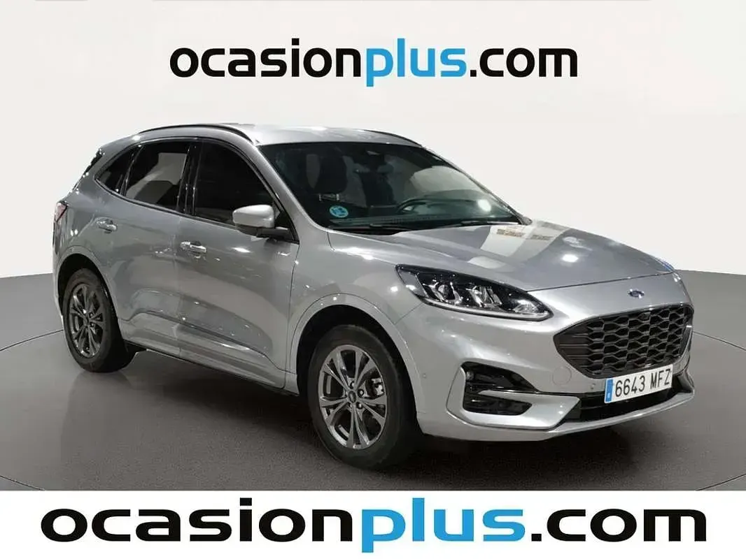 Usado Ford Kuga ST-Line 226 CV (166 kW) 2023 Gris SUV