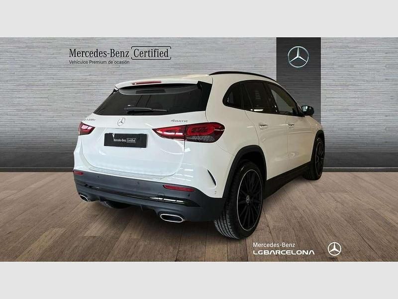 Usado Mercedes GLA220 190 CV (139 kW) 2022 Blanco SUV