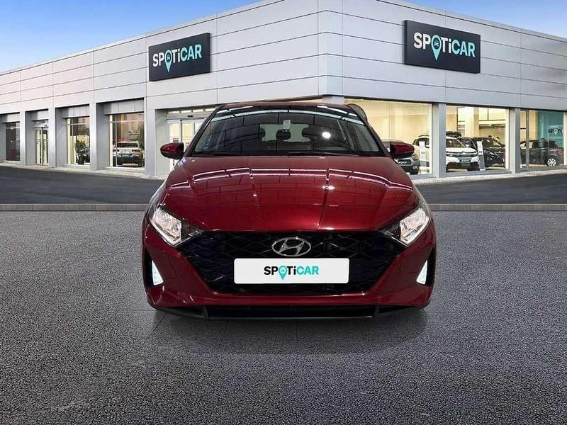 Käytetty Hyundai i20 101 HP (74 kW) 2021 Punainen Viistoperä