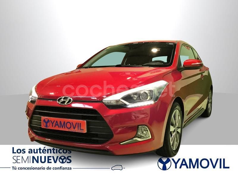 Rojo Usado 2015 Hyundai i20 Berlina | 9990 € (Precio justo) - Imagen 1/4