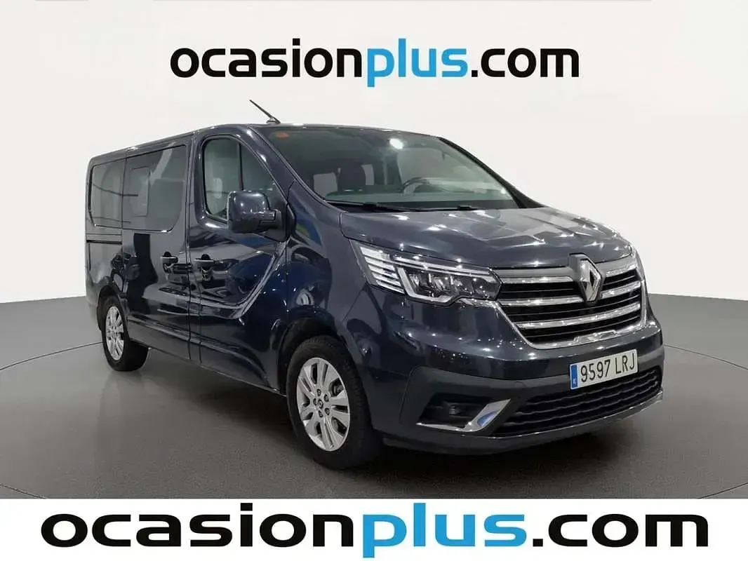 Usado Renault Trafic 150 CV (110 kW) 2021 Gris Monovolumen