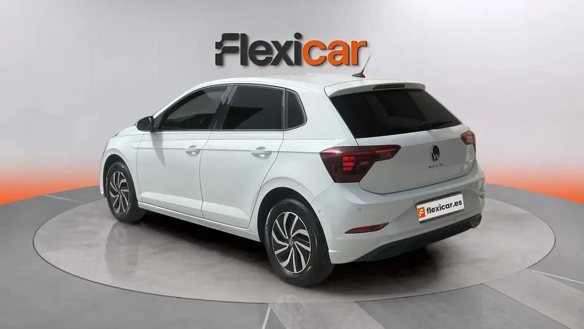 Usado VW Polo Life 95 CV (69 kW) 2023 Blanco Utilitario