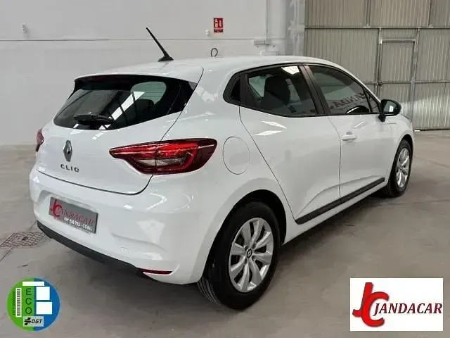 Usado Renault Clio Business 101 CV (74 kW) 2021 Blanco Utilitario