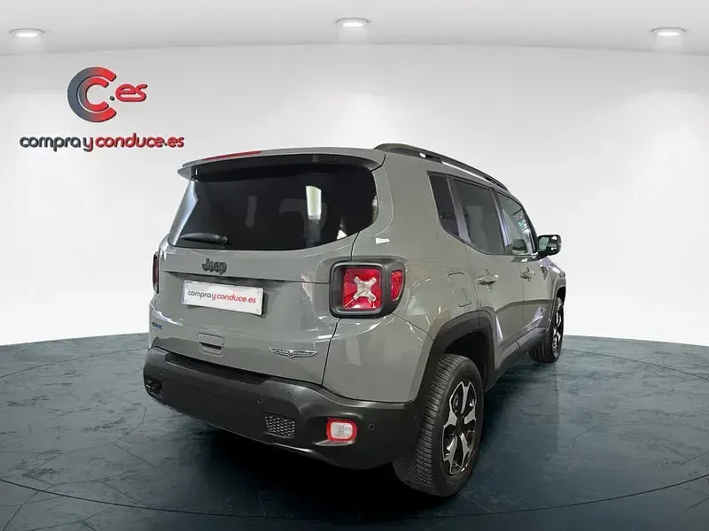 Usado Jeep Renegade Trailhawk 240 CV (176 kW) 2022 Gris / plata SUV