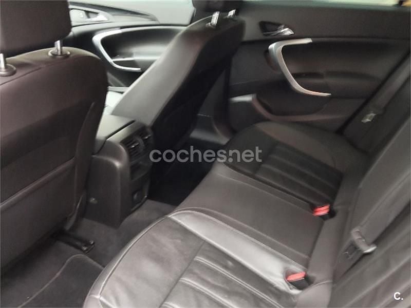 Usado Opel Insignia Eco 136 CV (100 kW) 2017 Marrón Berlina