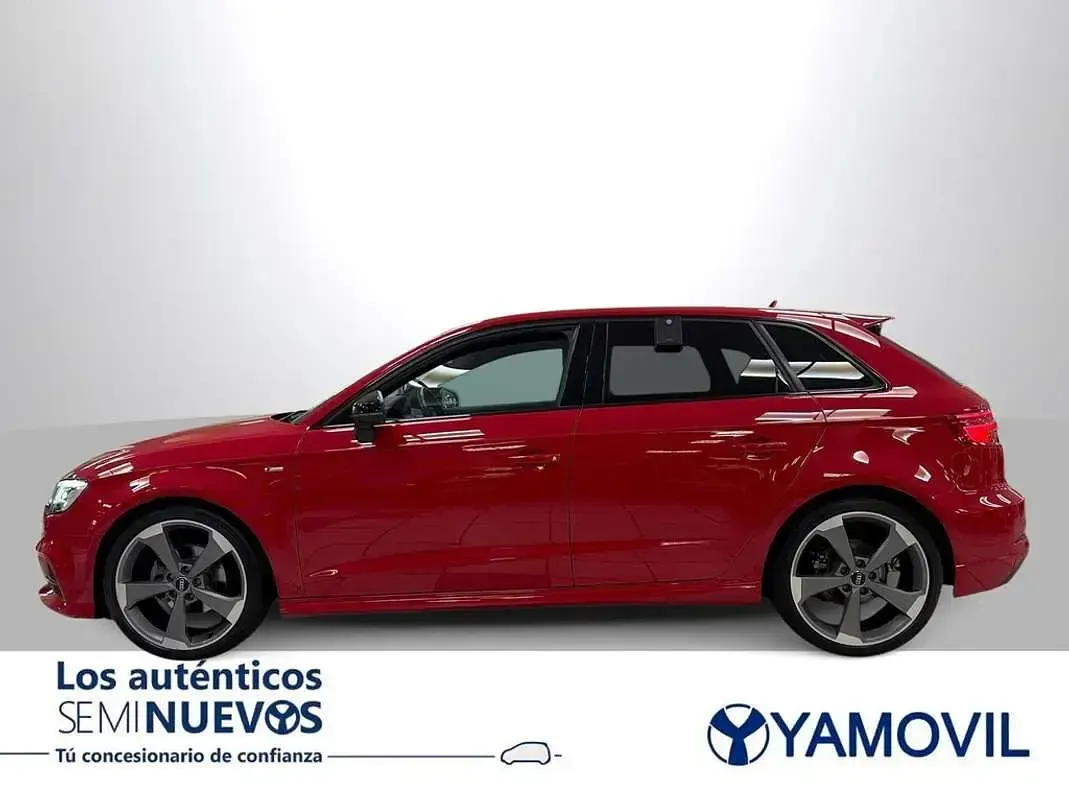 Usado Audi A3 Sportback S-Line 150 CV (110 kW) 2018 Rojo Utilitario