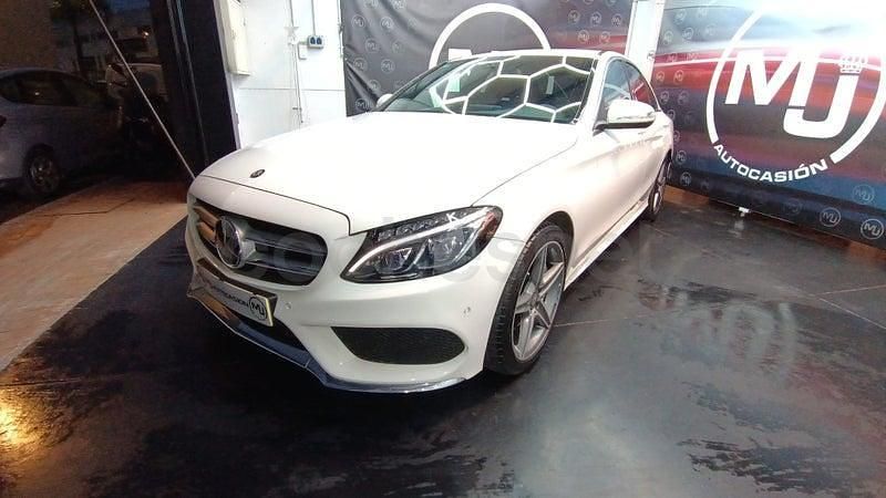 Usado Mercedes C250 AMG line 204 CV (150 kW) 2014 Blanco Berlina