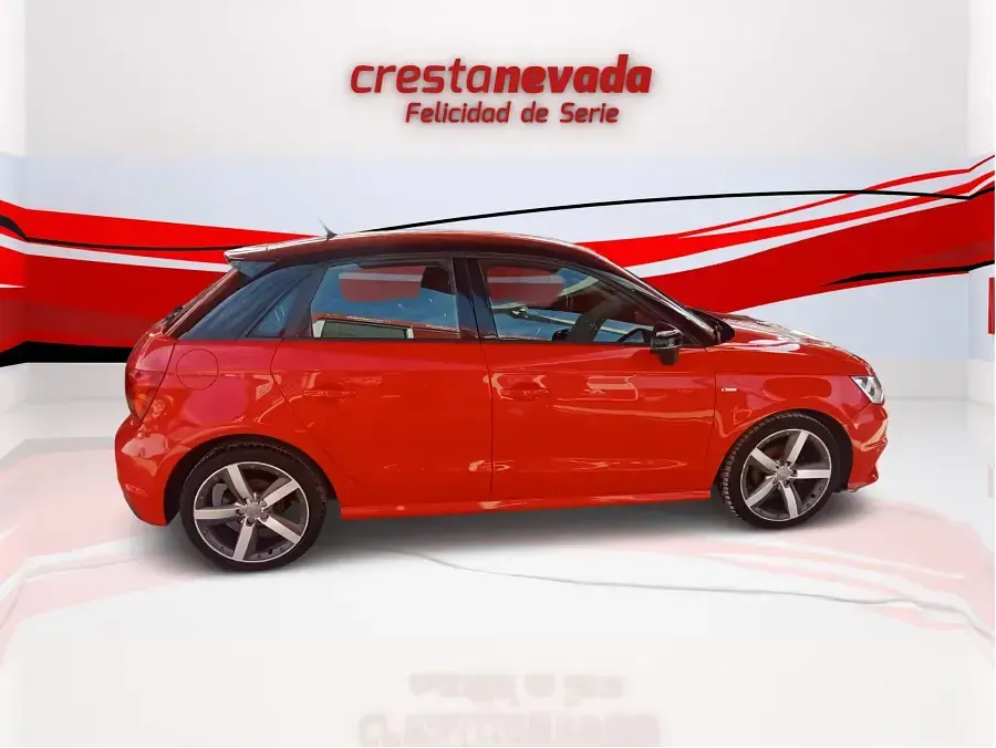 Usado Audi A1 Sportback Ambiente 95 CV (69 kW) 2018 Rojo Utilitario