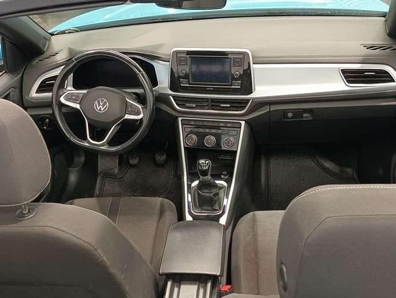 Usado VW T-Roc 110 CV (80 kW) 2023 Azul SUV