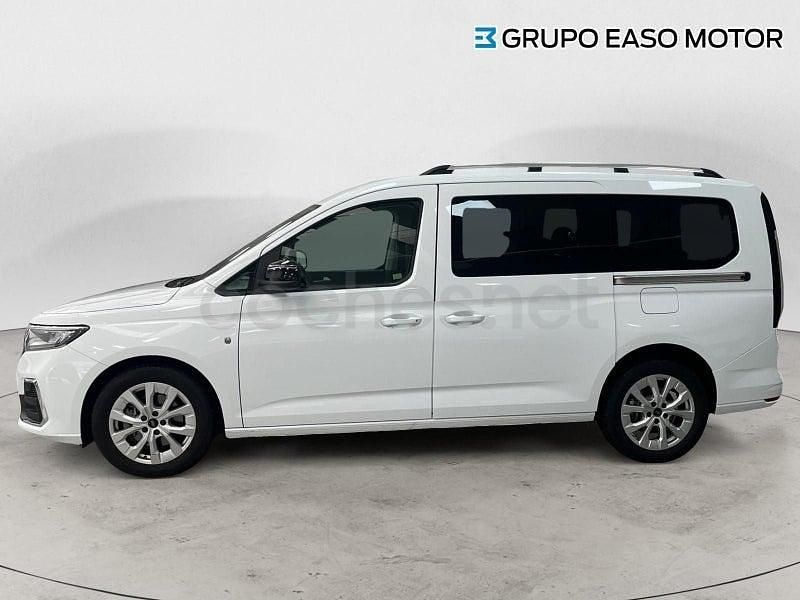 Usado Ford Tourneo Connect Titanium 122 CV (89 kW) 2025 Blanco Monovolumen