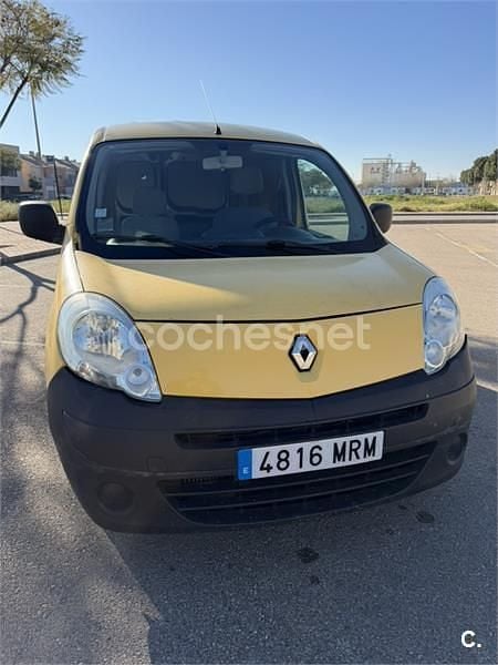 Usado Renault Kangoo 70 CV (51 kW) 2009 Amarillo Familiar