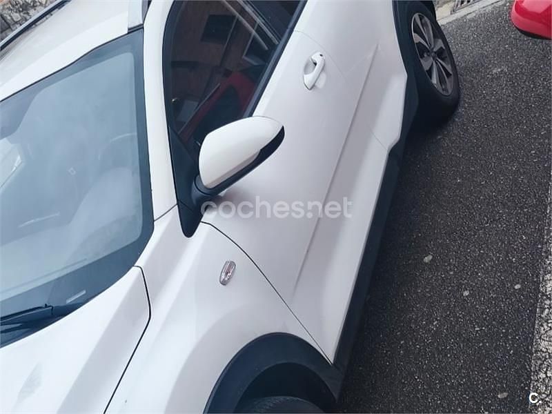 Usado Kia Stonic 84 CV (61 kW) 2021 Blanco SUV