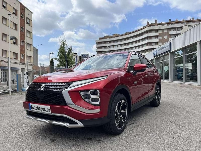 Rojo Nuevo 2025 Mitsubishi Eclipse Cross SUV | 31.500 € - Imagen 1/4