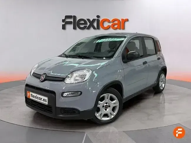 Usado Fiat Panda 70 CV (51 kW) 2023 Gris Utilitario