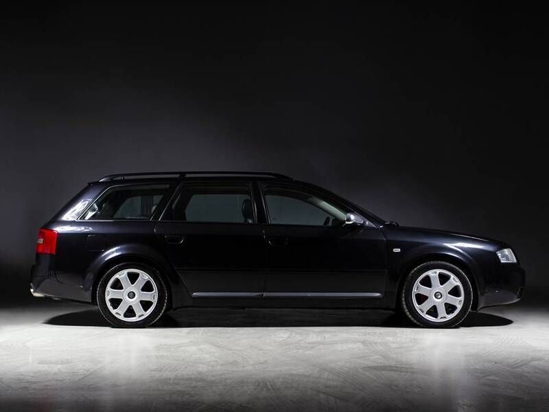 Usado Audi S6 Comfort 340 CV (250 kW) 2000 Negro Familiar