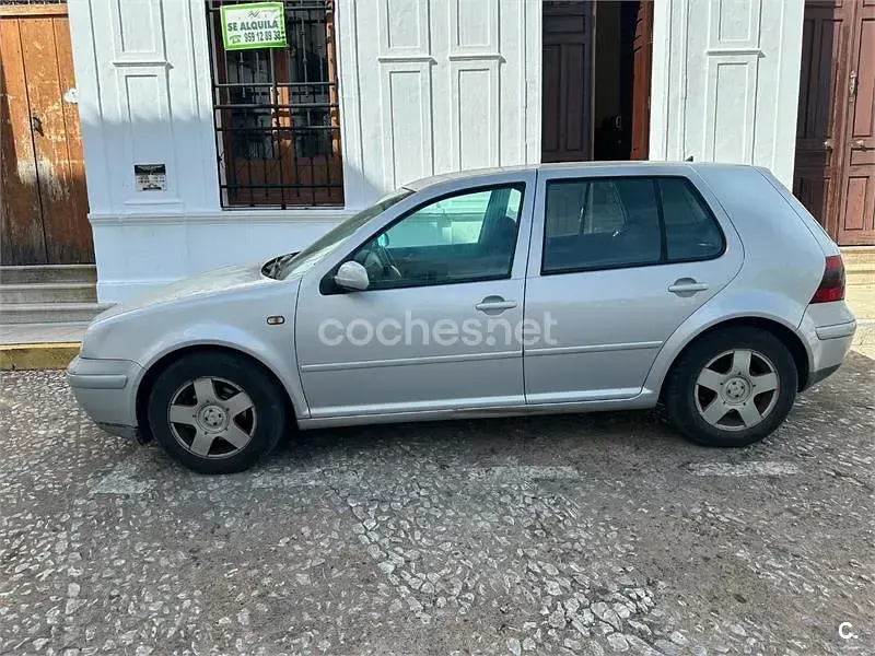Usado VW Golf III Highline 110 CV (80 kW) 1998 Gris / plata Berlina