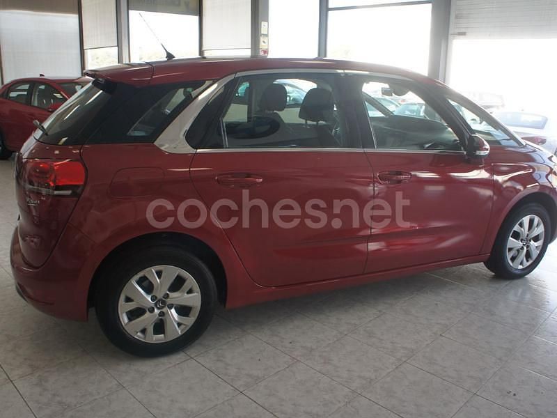 Usado Citroën C4 Picasso Live 100 CV (73 kW) 2016 Granate Monovolumen