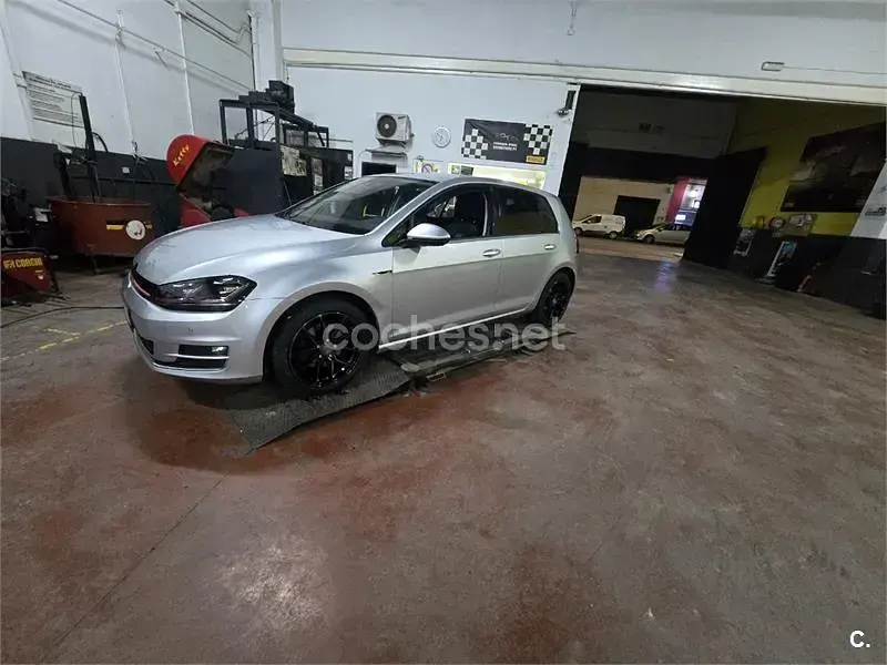 Brugt VW Golf VII Advance 105 HK (77 kW) 2015 Grå Sedan