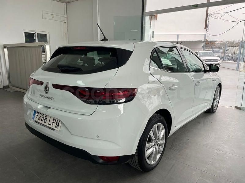 Usado Renault Mégane IV Business 115 CV (84 kW) 2021 Blanco Berlina