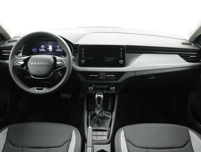 Usado Skoda Scala Selection 115 CV (84 kW) 2025 Azul Utilitario