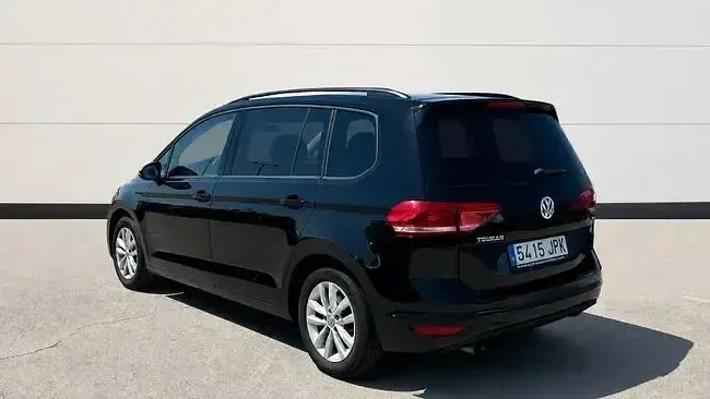 Usado VW Touran Advance 150 CV (110 kW) 2016 Azul Monovolumen