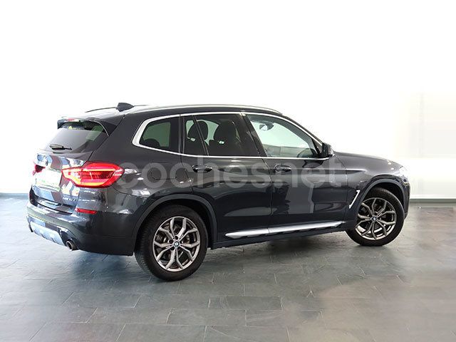 Usado BMW X3 Comfort Edition 190 CV (139 kW) 2020 Gris / plata SUV