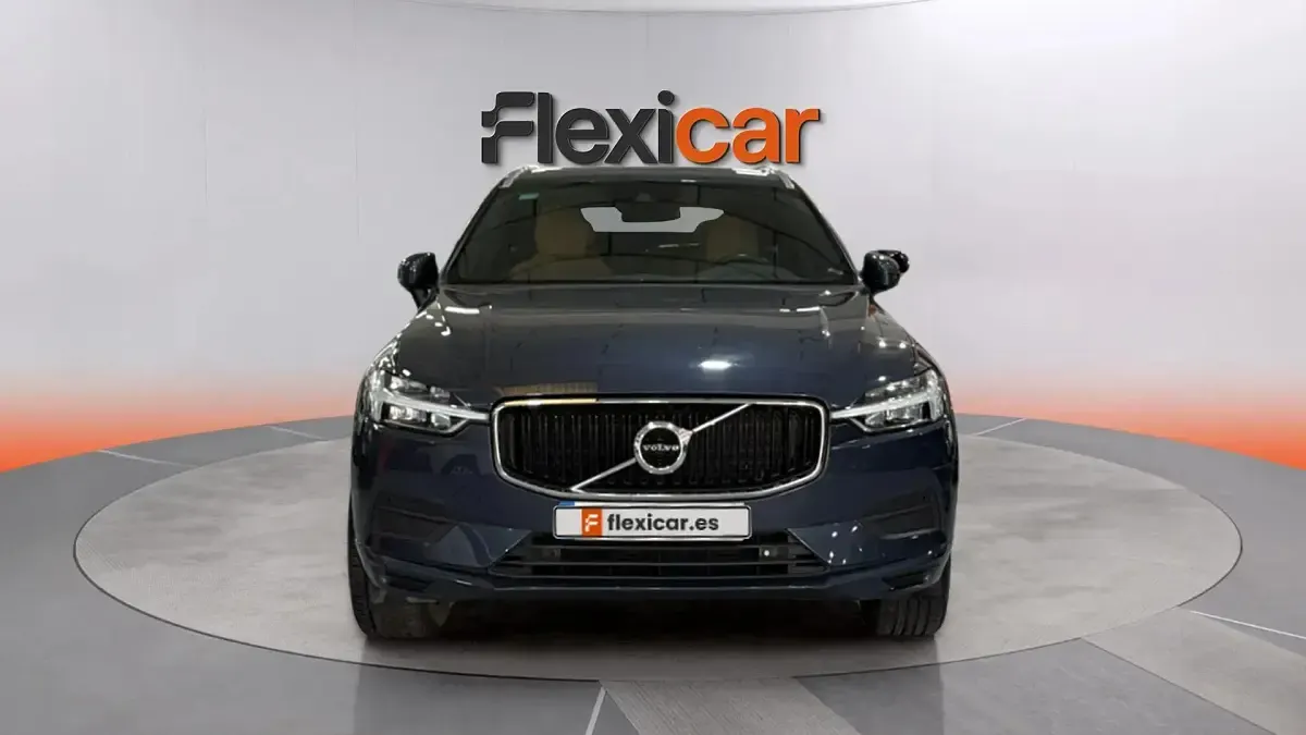Usado Volvo XC60 Momentum 150 CV (110 kW) 2018 Azul SUV