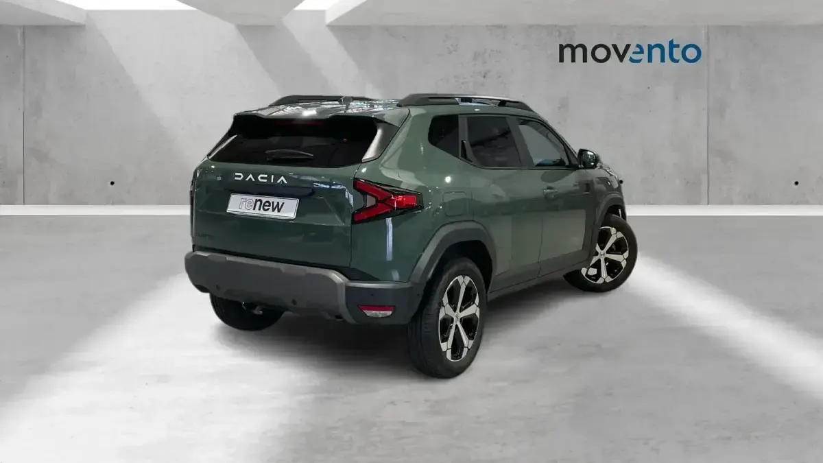 Usado Dacia Duster Essentiel 100 CV (73 kW) 2024 Verde SUV