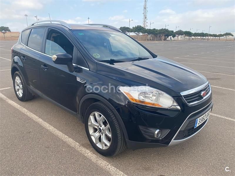 Usado Ford Kuga Trend 140 CV (102 kW) 2009 Negro SUV