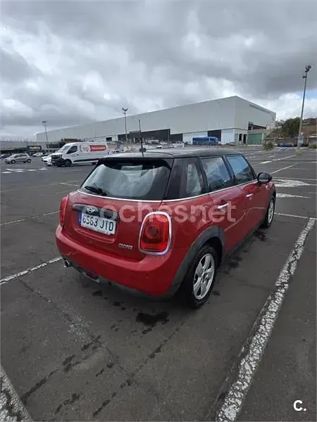 Usado Mini Cooper 136 CV (100 kW) 2016 Rojo Utilitario