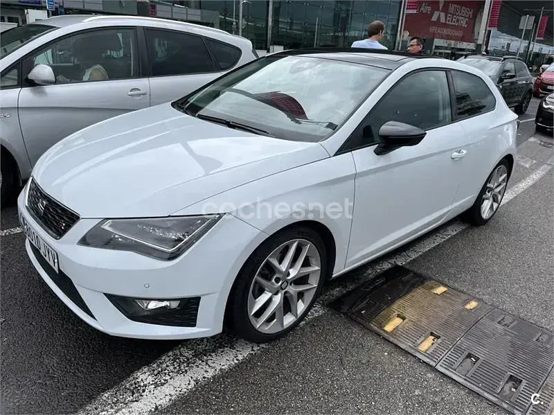 Usado Seat Leon FR 150 CV (110 kW) 2017 Blanco Berlina