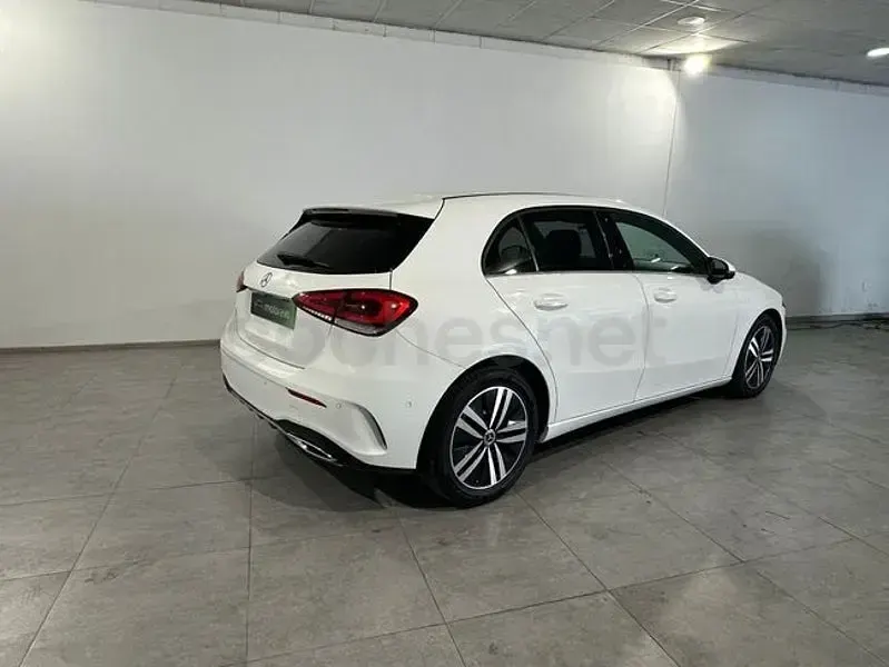 Usado Mercedes A200 156 CV (114 kW) 2018 Blanco Berlina