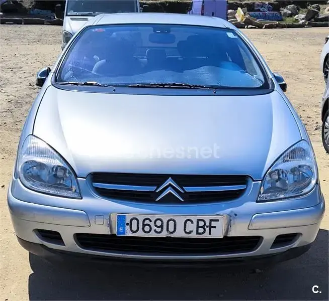 Usado Citroën C5 110 CV (80 kW) 2002 Gris / plata Berlina
