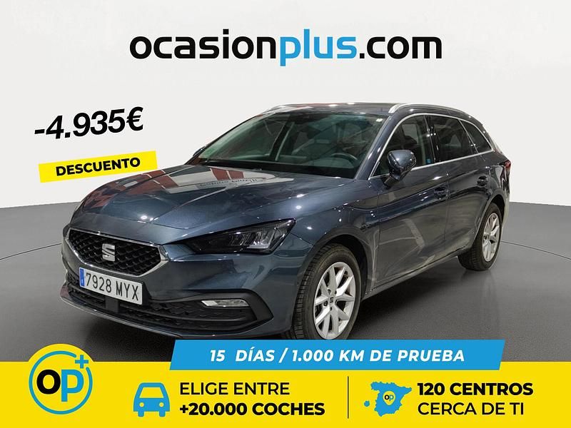 Usado Seat Leon Style 116 CV (85 kW) 2025 Gris / plata Familiar