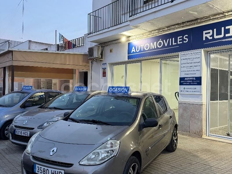 Beige Usado 2012 Renault Clio IV Business Berlina | 5499 € (Precio justo) - Imagen 1/4