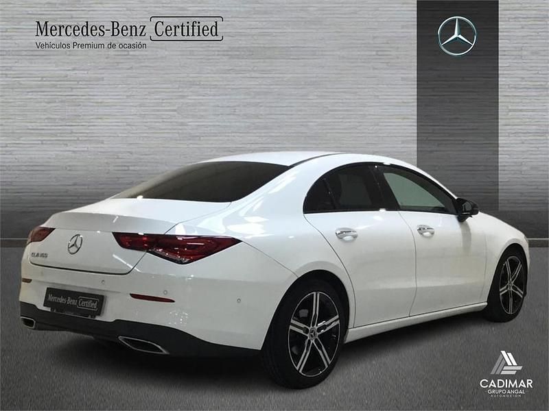 Usado Mercedes CLA180 136 CV (100 kW) 2022 Blanco Berlina