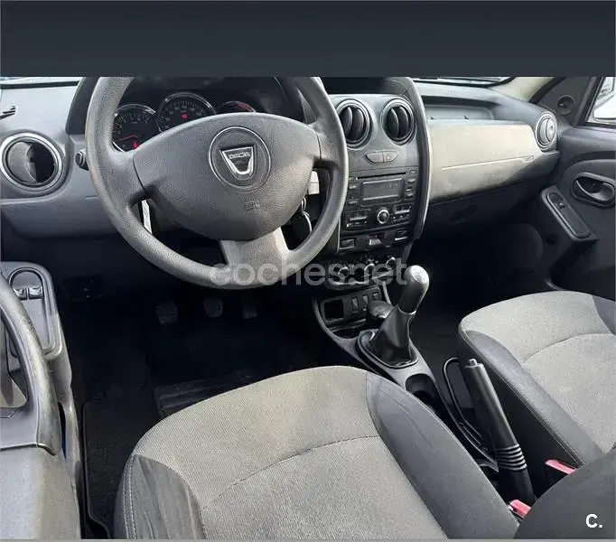 Usado Dacia Duster Ambiance 105 CV (77 kW) 2015 Blanco SUV
