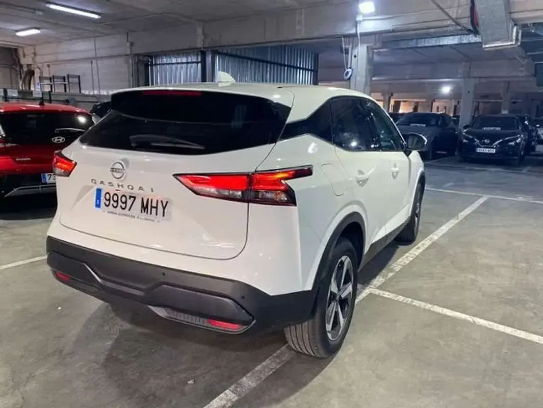 Usado Nissan Qashqai N-Connecta 140 CV (102 kW) 2023 Blanco SUV