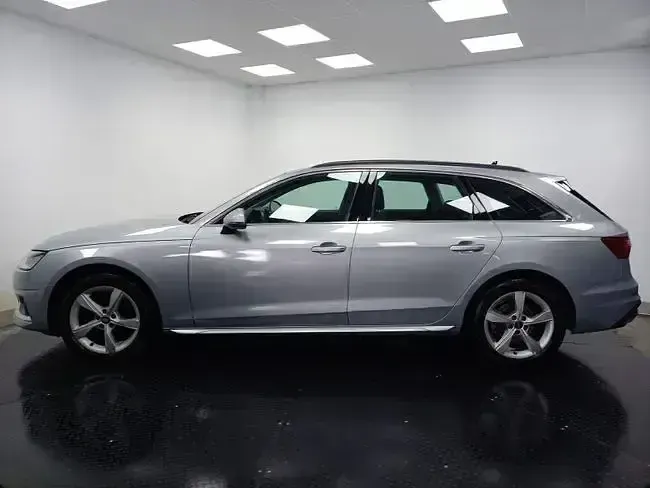 Usado Audi A4 Advanced Plus 163 CV (119 kW) 2021 Gris Familiar
