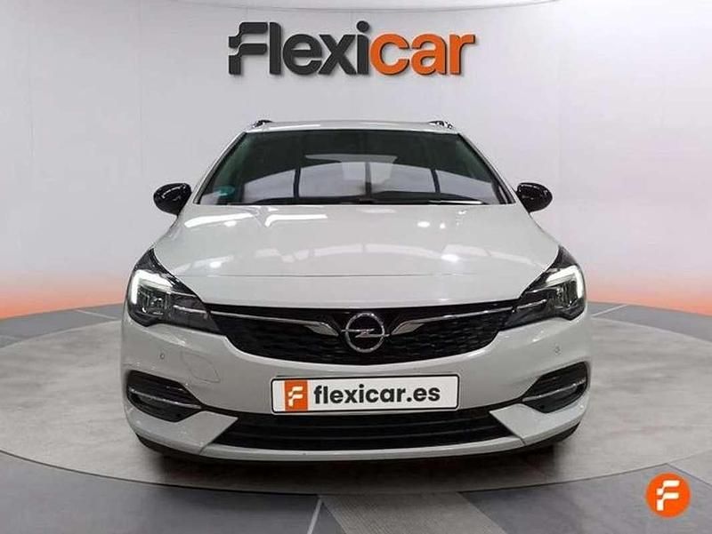 Usado Opel Astra Elegance 131 CV (96 kW) 2022 Blanco Utilitario