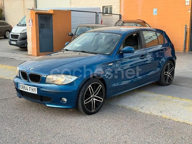 Używany BMW 118 122 KM (89 kW) 2006 Niebieski Hatchback