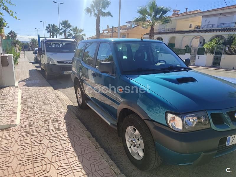 Usado Nissan Terrano 154 CV (113 kW) 2002 Verde SUV