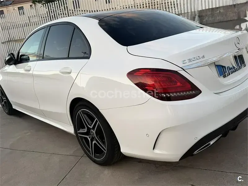 Usado Mercedes C200 160 CV (117 kW) 2021 Blanco Berlina